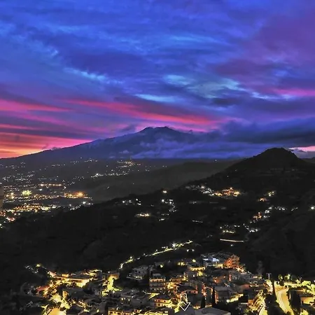 Apartamento Minerva Luxury Town Center , Pool And Parking