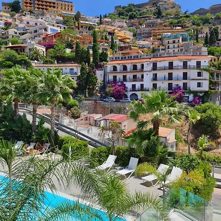 Minerva Luxury Town Center , Pool And Parking Appartement *