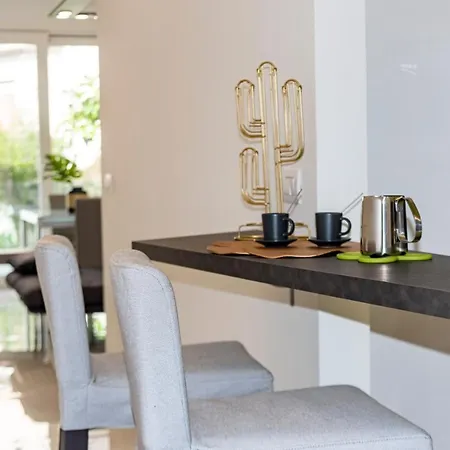 Apartment Minerva Luxury Town Center , Pool And Parking *