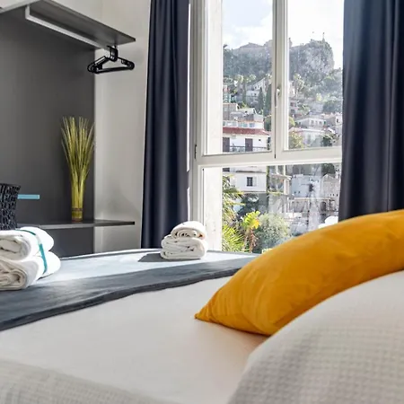 Minerva Luxury Town Center , Pool And Parking Apartment *